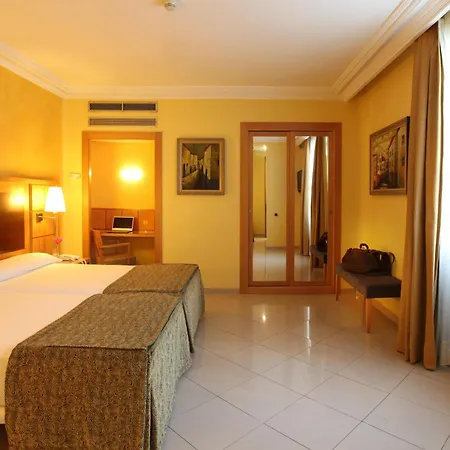 Nouvel Hotel 3*